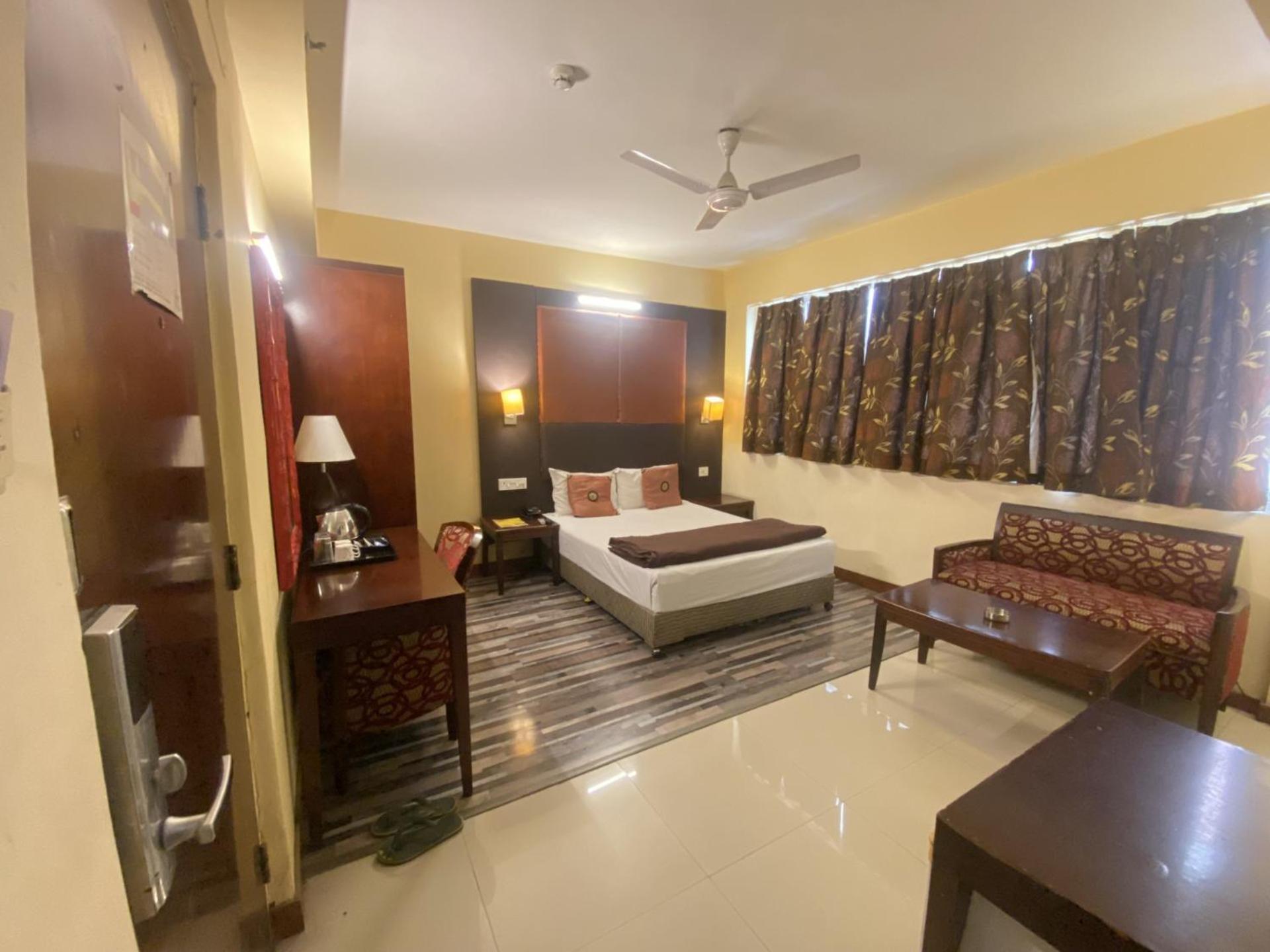 Astoria Hotel Calcutta Exteriör bild