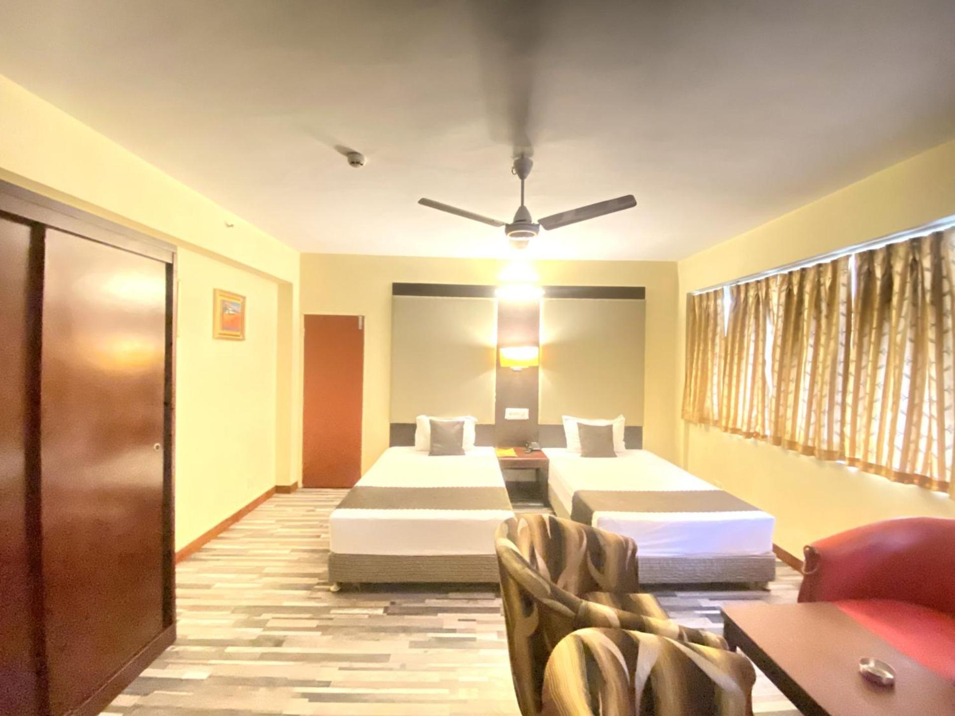 Astoria Hotel Calcutta Exteriör bild