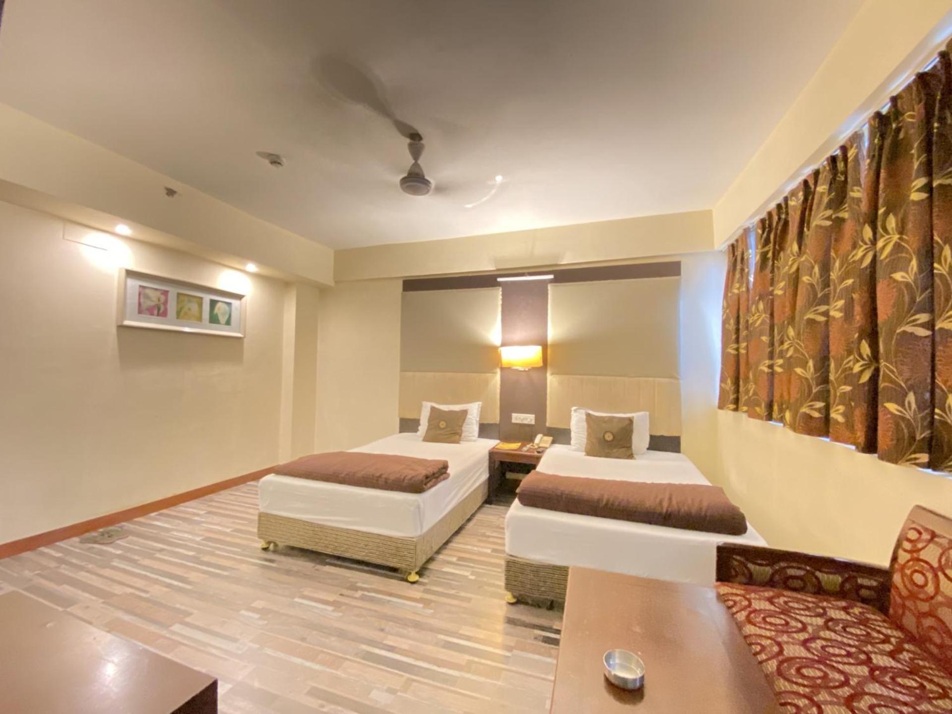 Astoria Hotel Calcutta Exteriör bild