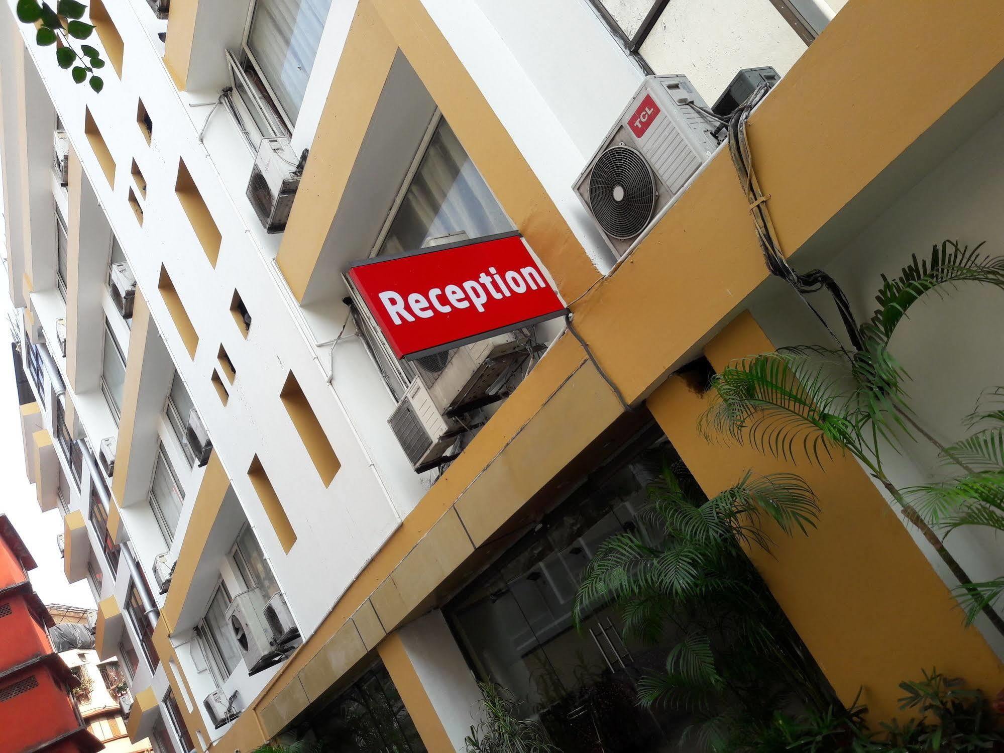 Astoria Hotel Calcutta Exteriör bild